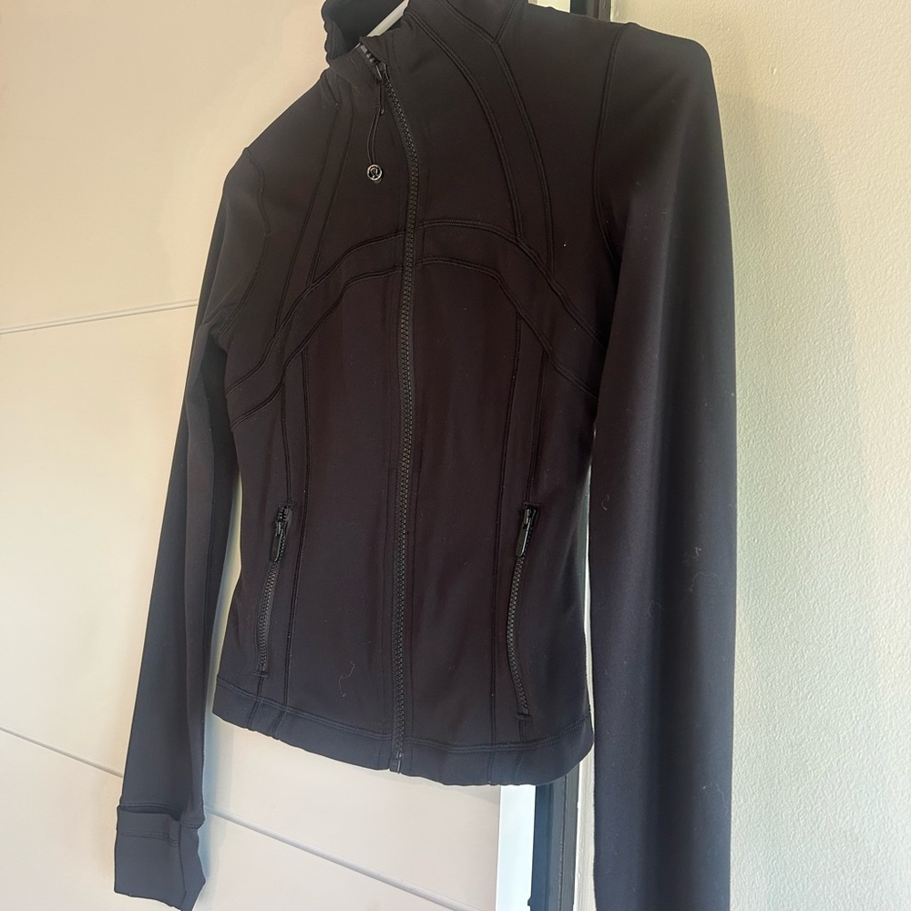Lululemon Define Cropped Jacket